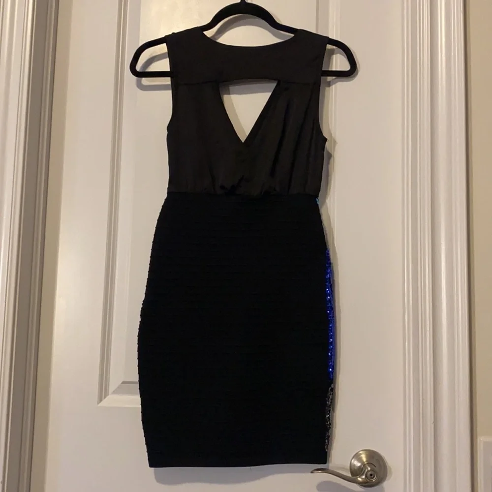 Bodycon sequin dress - Picture 4 of 4